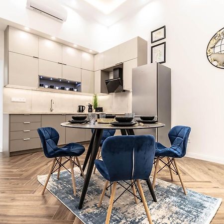 Assea Elegant Apartment With 2 Bedroom In Downtown 布达佩斯 外观 照片