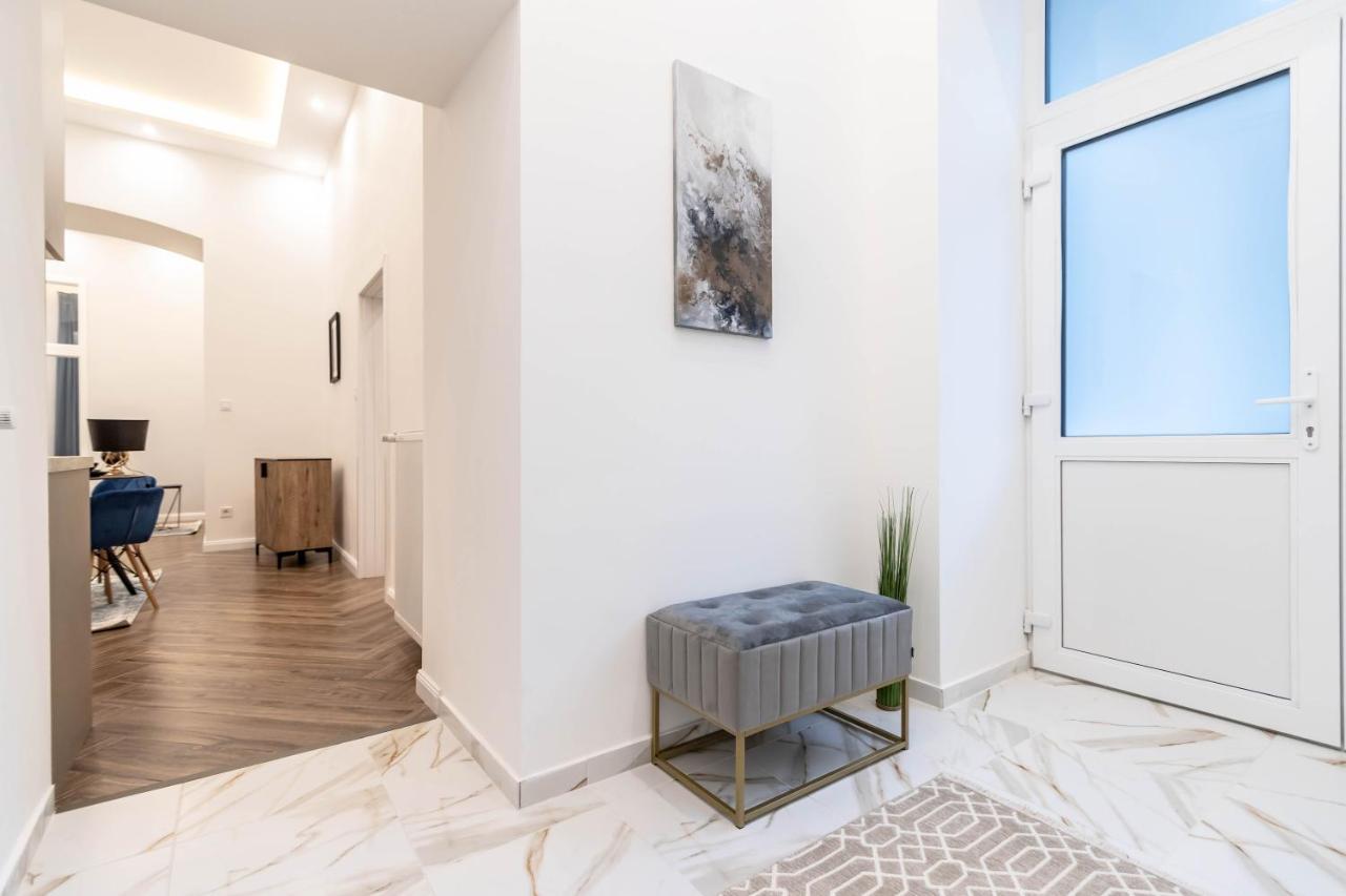 Assea Elegant Apartment With 2 Bedroom In Downtown 布达佩斯 外观 照片
